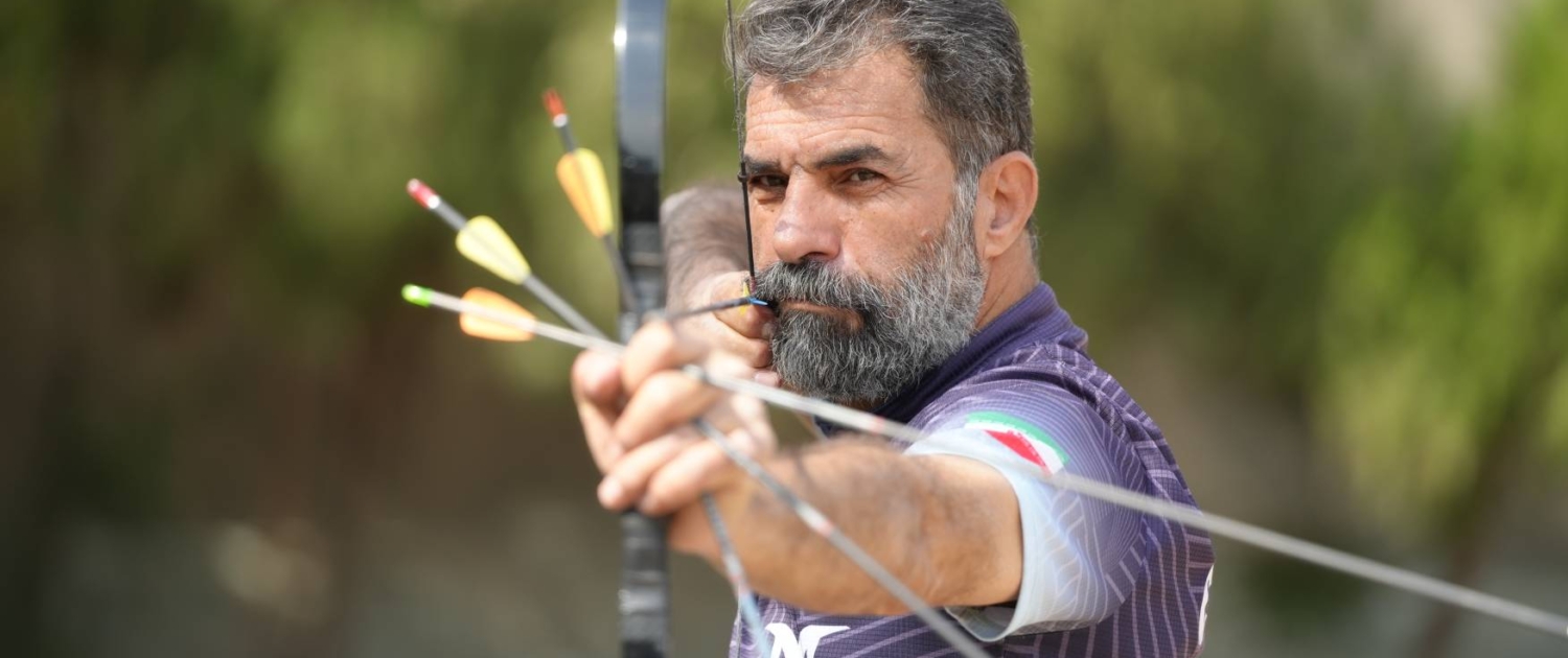 باشگاه تیراندازی با کمان رادین